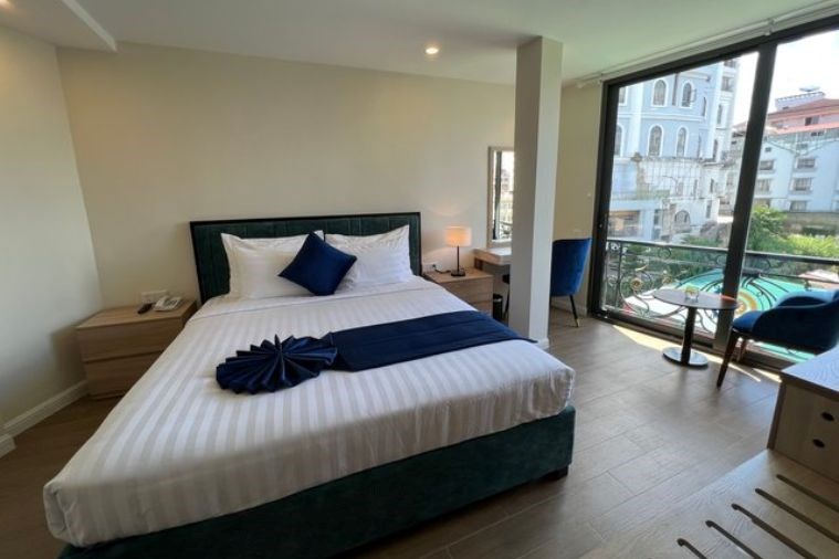 Queen Room City View